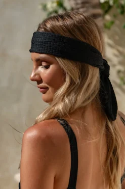 Carmen Accessory - Black Runch