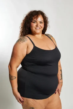 Giselle Tankini Top Curve - Black Runch