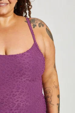 Giselle Tankini Top Curve - Textured Leopard Grape
