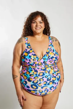 Gwen One Piece Curve - Aella