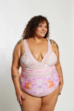 Gwen One Piece Curve - Desert Bloom