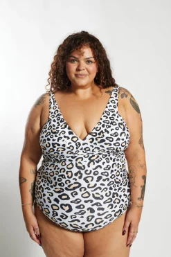 Gwen One Piece Curve - Safari Leopard