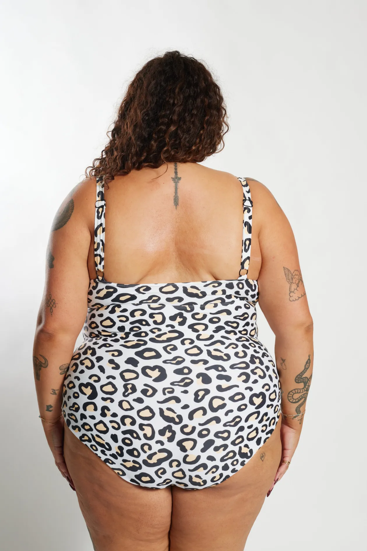 Gwen One Piece Curve - Safari Leopard