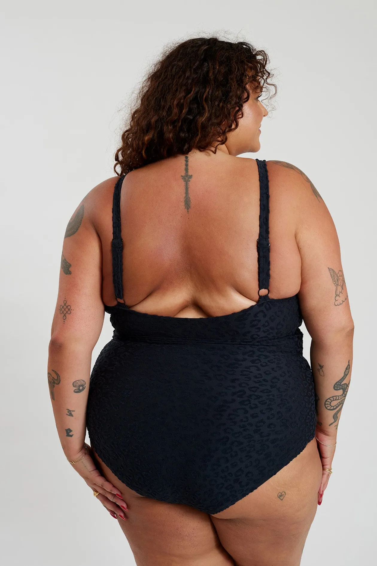 Gwen One Piece Curve - Textured Leopard Charcoal