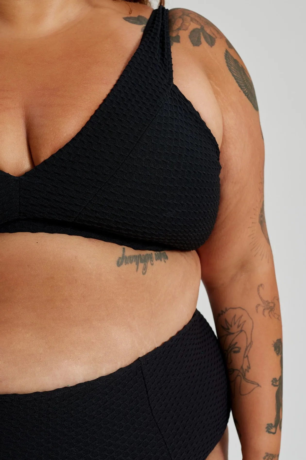 Lola Bikini Top Curve - Black Waffle