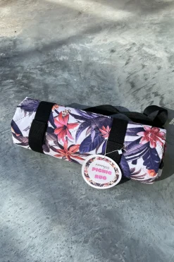Summer Picnic Rugs - Exotic Escape